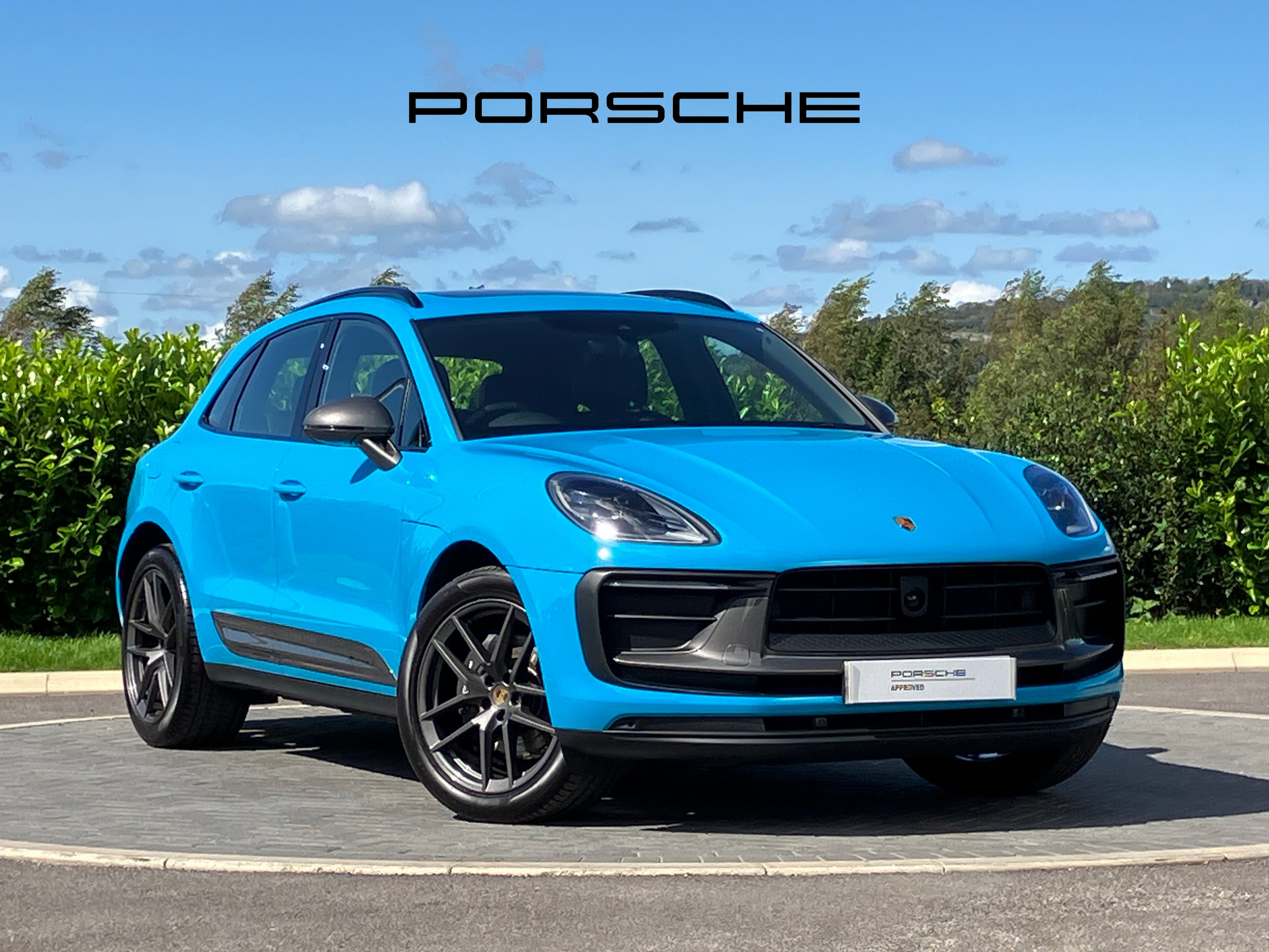 Macan T