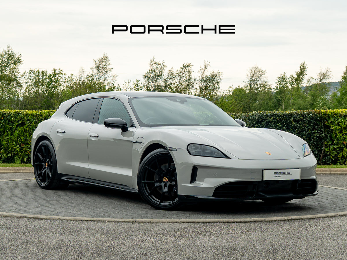 Taycan Sport Turismo Black Edition